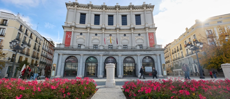 Vista de la fachada del Teatro Real, ubicado en la Plaza de Oriente, frente al Palacio Real.| Jesús Hellín / Europa Pres Vista de la fachada del Teatro Real, ubicado en la Plaza de Oriente, frente al Palacio Real.| Jesús Hellín / Europa Pres