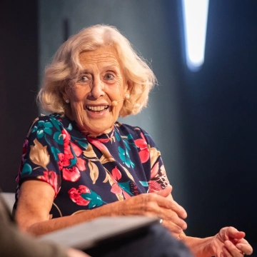 Manuela Carmena, en conversación con Fernando Caballero. | Javier Rodríguez